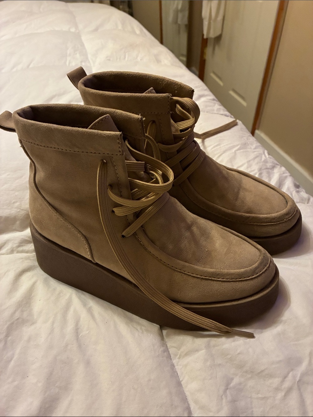 Old Navy Tan Lace-Up Platform Ankle Boots